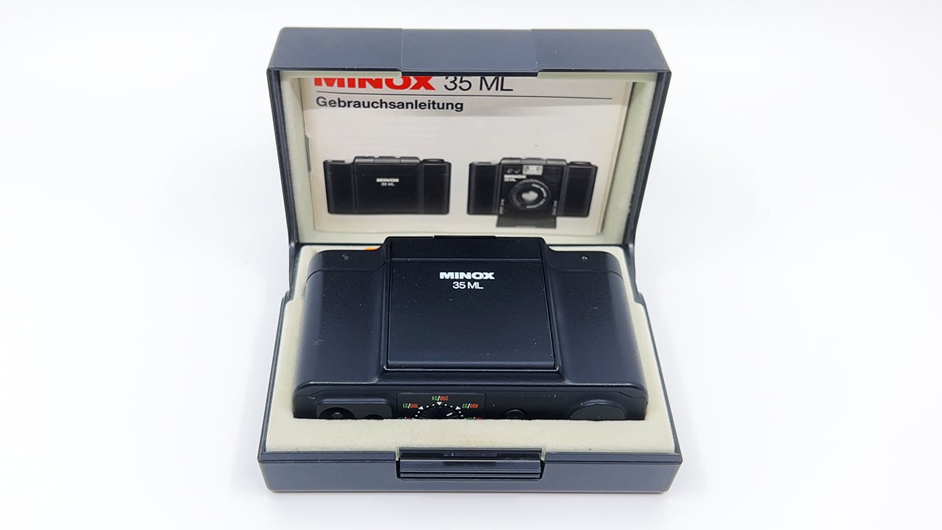 Minox 35 ML + Flash Minox MF 35 ST (D'occasion) à pour CHF 69 - avec livraison | Acheter sur